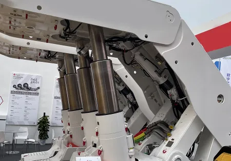 Hydraulic Hose Fitting for Mining Machinery